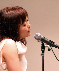 堀川ひとみ